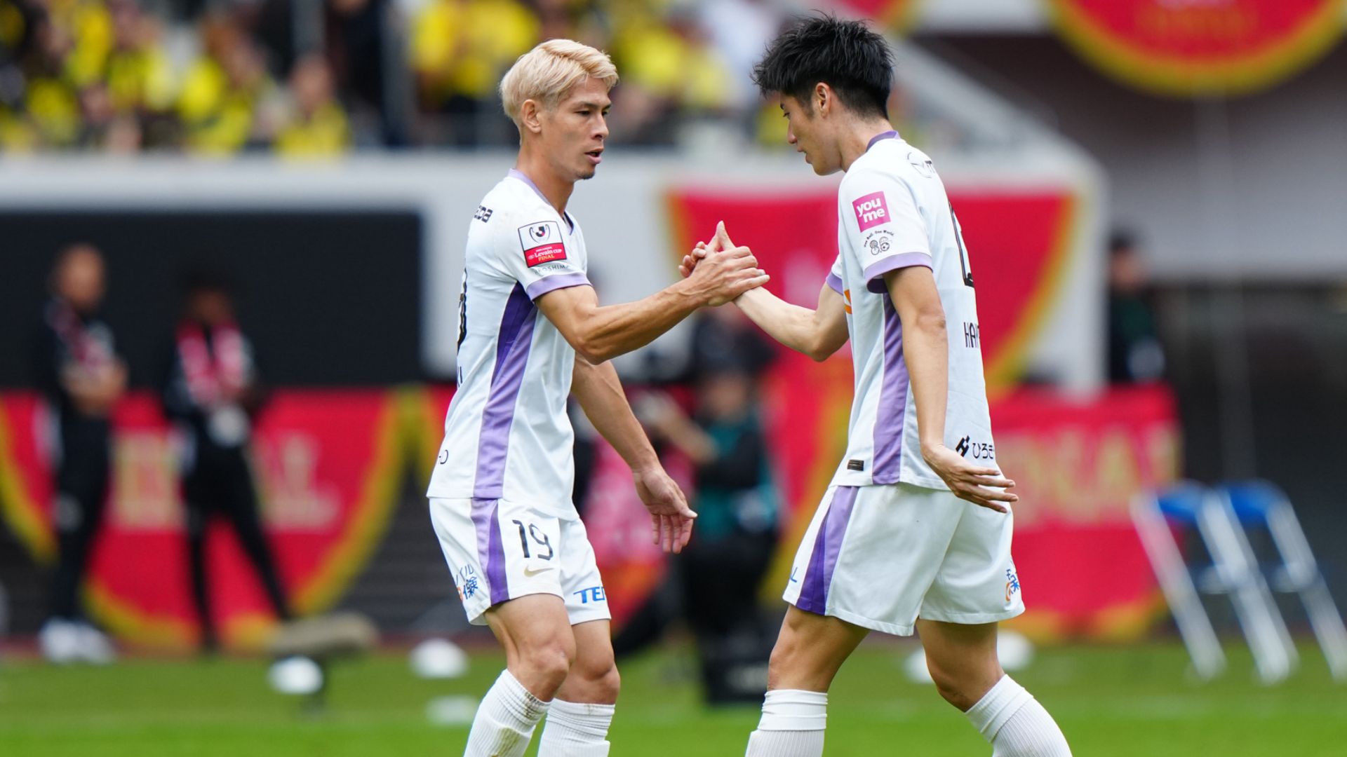 5つ目の星ありがとうー！」ルヴァン杯優勝の広島、主将・佐々木翔が